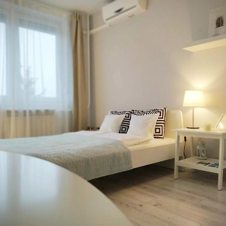 White Almond Apartment ブダペスト エクステリア 写真