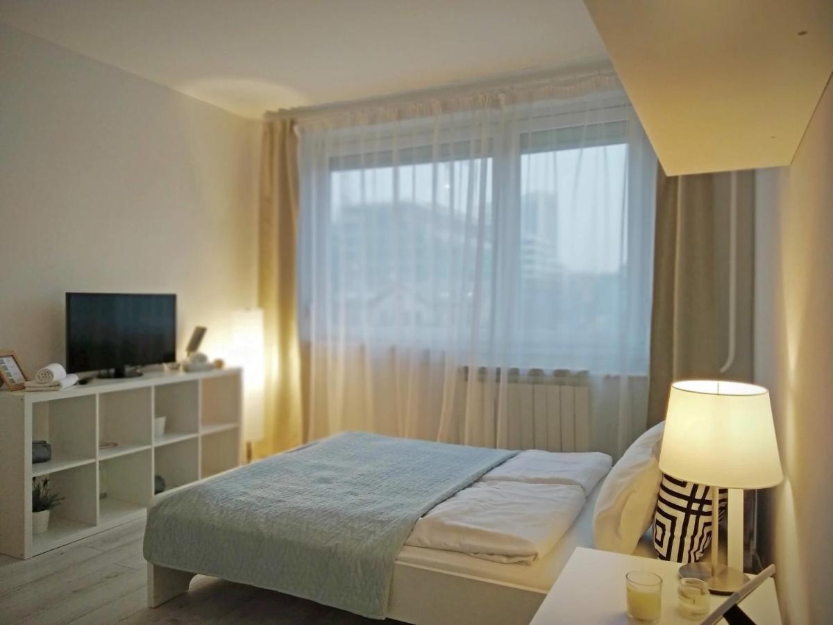 White Almond Apartment ブダペスト エクステリア 写真