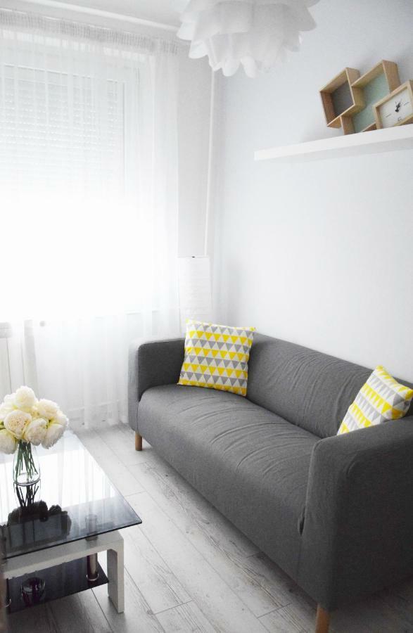 White Almond Apartment ブダペスト エクステリア 写真